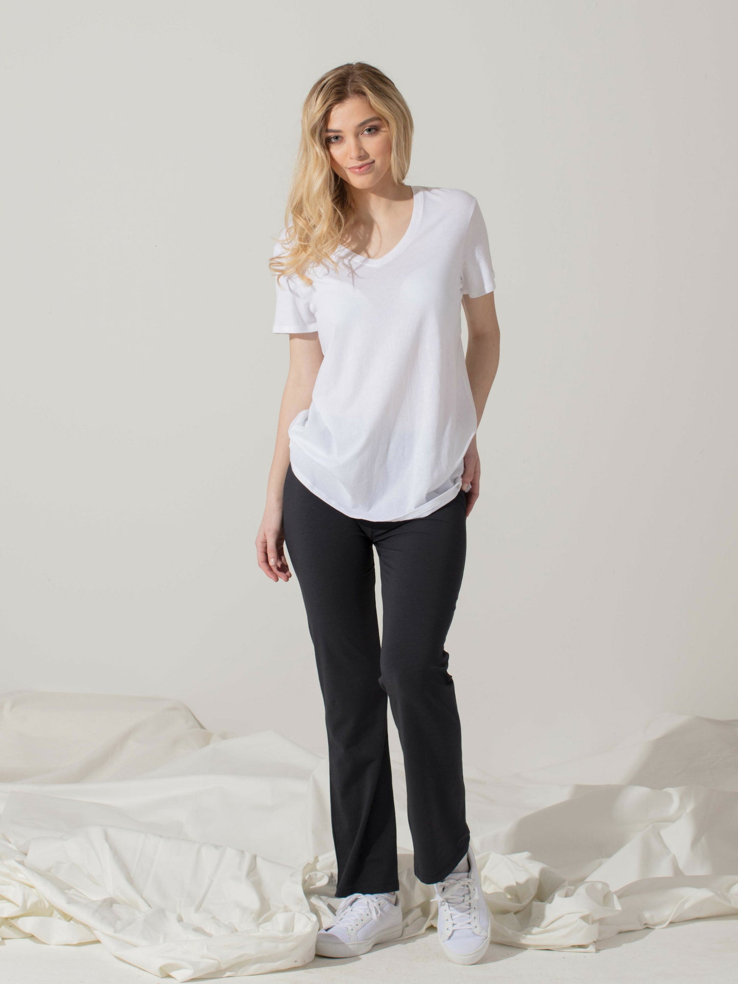 Oversized V-Neck t-shirt - SBASE